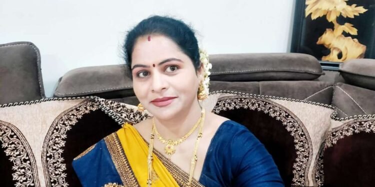 सहशिक्षिका अनिता तुकाराम दाणे जुंबाड सेट परीक्षा उतीर्ण