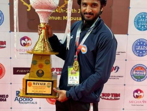 ऋतिक बंडेवार यांना बोक्सिंग मध्ये सुवर्णपदक