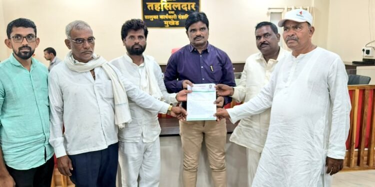 सोयाबीन,कापसाचे अनुदान सर्वच शेतकऱ्यांना द्या-कलंबरकर