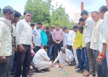 रुई गावाचा २५ वर्षाचा विकासाचा अनुशेष एका वर्षात निघाला भरून