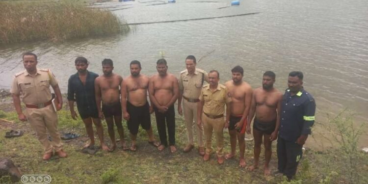 चार विद्यार्थ्यांचा खदान मध्ये बुडून मृत्यू