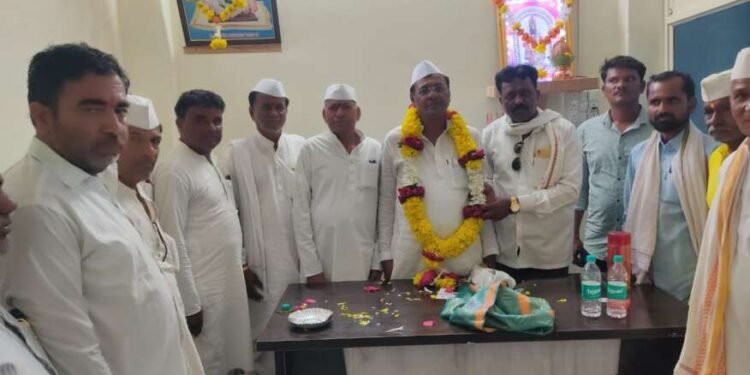 हभप रमेश म. वाघ यांच्या संपर्क कार्यालयाचे हभप बळीराम बाबा घोन्शीकर यांच्या हस्ते उद्घाटन