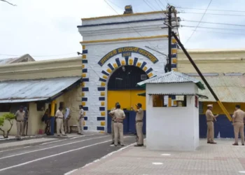 कारागृहात कैद्यांना बराकीत प्रवेशासाठी आता बायोमेट्रिक अनिवार्य