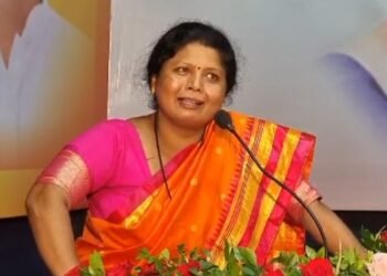 अपने इलाखे मे तो कुत्ता भी शेर होता है! – सुषमा अंधारे