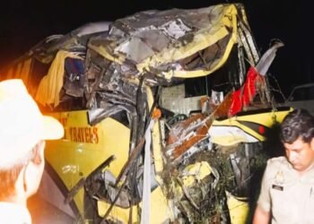 उत्तरप्रदेश : भीषण अपघातात 7 ठार, 40 जखमी