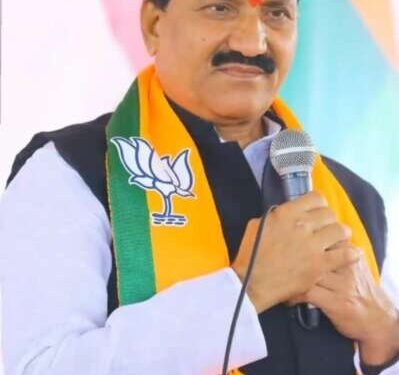 खरीप २०२३ मधील कापूस व सोयाबीन उत्पादक शेतकऱ्यांसाठी हेक्टरी ५ हजार अर्थसाह्य