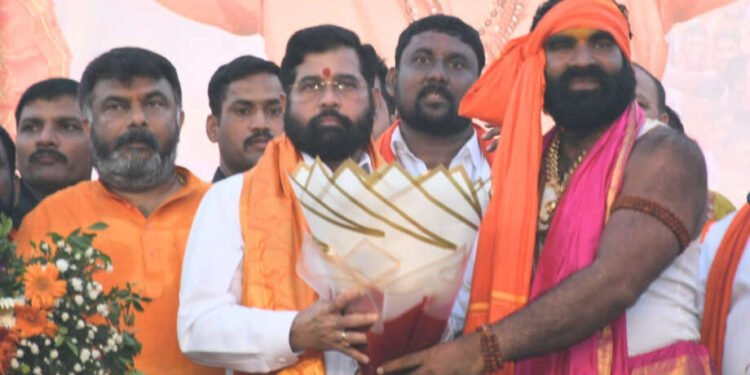 मराठवाड्यातील दुष्काळ दूर करण्यासाठी शासन कटिबद्ध – मुख्यमंत्री