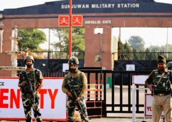 जम्मू-काश्मीरच्या सैन्य तळावर दहशतवादी हल्ला