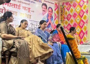 रवी राणांच्‍या विरोधात बच्‍चू कडूंची पत्‍नीही मैदानात