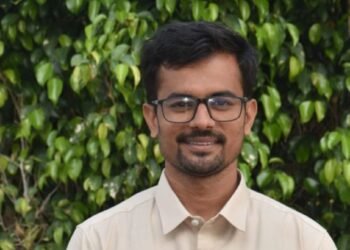 PWD : सांगोला तालुक्याचा अभिमान! सुयश बाबर यांची सार्वजनिक बांधकाम विभागात सहाय्यक अभियंता पदावर निवड