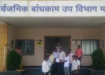 ग्रामीण रस्त्यांची दयनीय अवस्था, तातडीने रस्ते दुरुस्त करा, अन्यथा जनांदोलन करू : ९ गावच्या सरपंचांनी दिला इशारा!