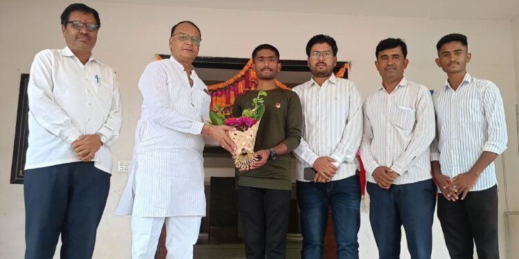 स्व.ॲड. भाऊसाहेब देशमुख वरिष्ठ महाविद्यालयातील विद्यार्थ्यांची आटीबीपी मध्ये निवड