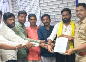 राजमाता अहिल्यादेवी होळकर यांच्याविषयी फेसबुकवर आक्षेपार्ह टिप्पणी प्रकरणी शिराढोण पोलिसात निवेदन; कठोर कारवाईची मागणी