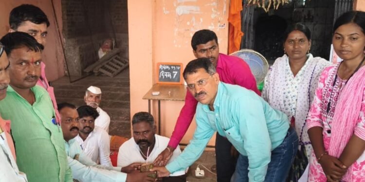 अखेर सातव्या दिवशी नागरिकाने आमरण उपोषण घेतले माघे