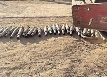 सोलापुरात शहर वाहतूक शाखेची मोठी कारवाई; ध्वनिप्रदूषण करणाऱ्या ५२५ सायलेन्सरवर फिरवला बुलडोजर