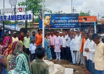 दिव्यांग बांधवांच्या मानधनात वाढ मुदखेड शहरात जल्लोष