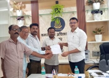 वन्यप्राण्यांमुळे शेत पिकांची नासधूस, तातडीने नुकसान भरपाई मिळावी : शिवसेना उबाठा