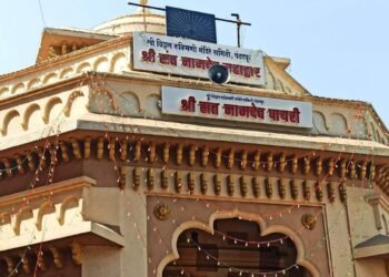 श्री विठ्ठल-रूक्मिणी मंदिरातील गळती प्रकरणी पुरातत्त्व विभागाला सूचना; दर्जात्मक कामांसाठी त्रयस्थ ऑडिटचा प्रस्ताव जिल्हाधिकाऱ्यांना सादर