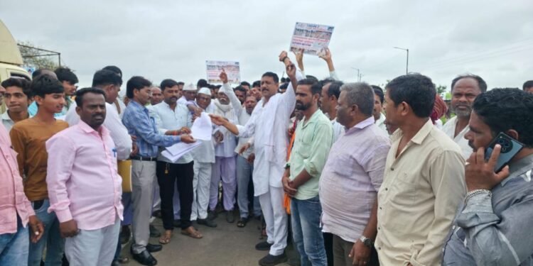 “अर्रर्र… आमचा रस्ताच चोरीला गेला!”,२५ वर्षांपासून बोगस बिलांचा आरोप?