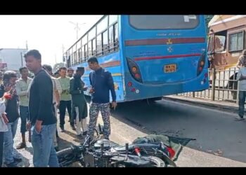 बदनापूरमध्ये भीषण अपघात : बसच्या चाकाखाली मोटारसायकलस्वार ठार