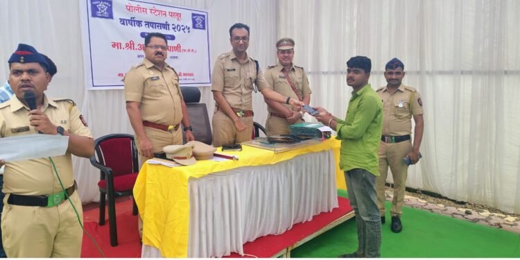 पोलीसांकडून एका महिन्यात १७ मोबाईल जप्त करून केले परत! 