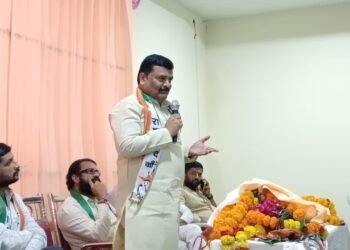 पक्षवाढीसाठी पदाधिकाऱ्यांनी एकजुटीने काम करा : जिल्हाध्यक्ष बाळासाहेब पाटील रावणगांवकर