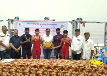 राजीव गांधी महाविद्यालयाला मिळाले तीन सुवर्णपदकांसह एक रौप्य पदक!