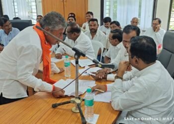 तात्काळ पंचनामे, प्रस्ताव सादर करा; निधीची कमतरता पडू देणार नाही : आमदार प्रतापराव पाटील चिखलीकर