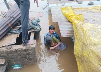 ढगफुटीने लेंडी नदीला महापूर; सहा गावात पाणी शिरले, ५ मृत्यू 