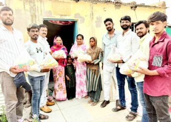 मानवतेचा संदेश! गरजू मुस्लिम महिलांना रमजान किटचे वाटप