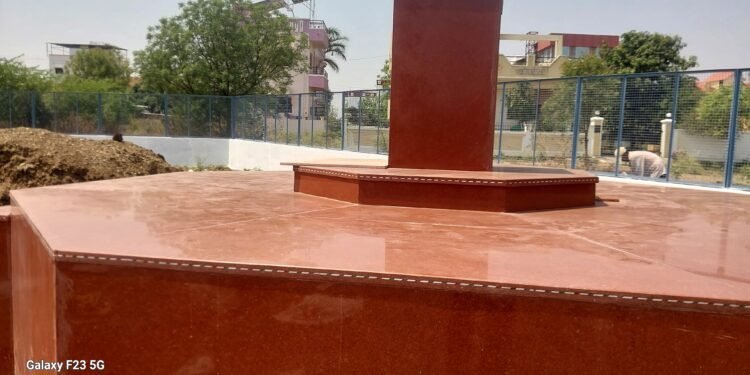 कै.कल्याणराव इंगळे उद्यानाचे लोकार्पण व अर्ध पुतळ्याचे अनावरण