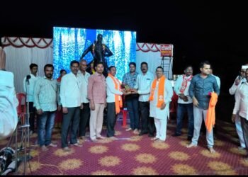 केमच्या आश्रमशालेला आदर्श आश्रमशाळा पुरस्कार