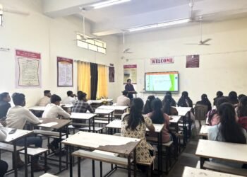 फार्मा इंडस्ट्रीमध्ये ‘क्वालिटी ऍश्युरन्स’चे महत्त्व समजावणारे व्याख्यान