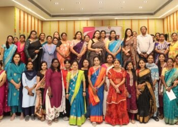 मध्य रेल्वेच्या सोलापूर विभागात महिला दिन उत्साहात