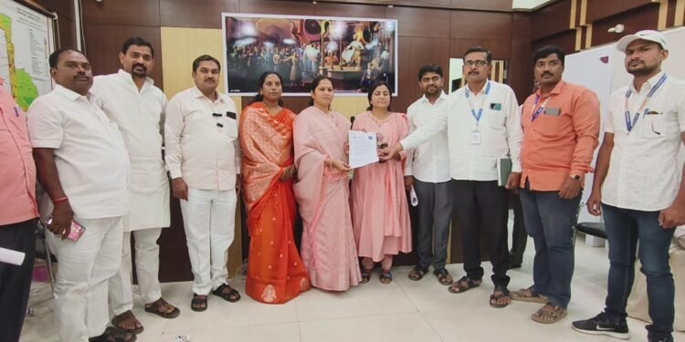 साहित्यरत्न अण्णाभाऊ साठे यांच्या पुतळ्यासाठी एक एकर जागेचा ताबा