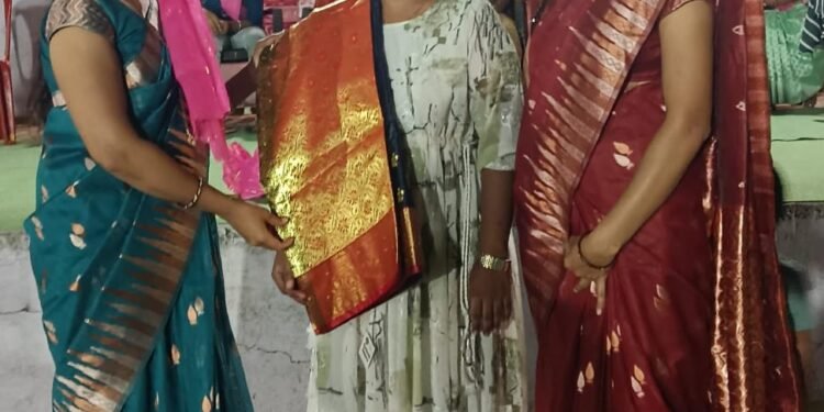 विजय क्लॉथ सेंटर आयोजित भव्य रांगोळी स्पर्धा