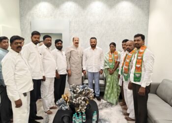 पालकमंत्री जयकुमारभाऊ गोरे यांच्या नेतृत्वाखाली सांगोल्यात ऑपरेशन लोटस मोहीम यशस्वी 