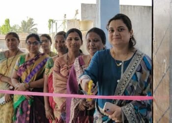 जि.प.प्राथमिक केंद्र शाळा येथे व्हर्चुअल क्लासरूमचे उद्घाटन !