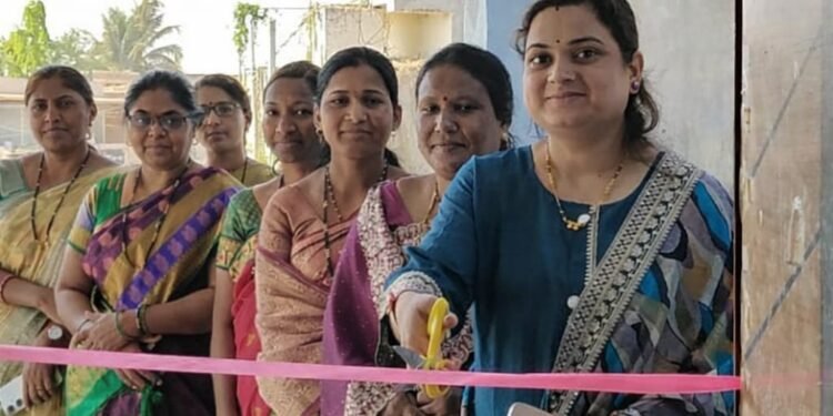 जि.प.प्राथमिक केंद्र शाळा येथे व्हर्चुअल क्लासरूमचे उद्घाटन !