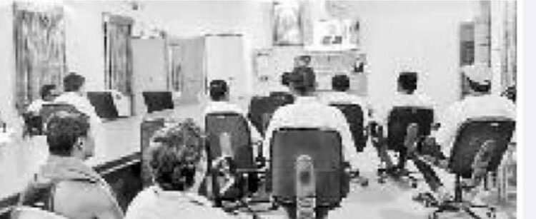 कृषी उत्पन्न बाजार समितीमध्ये ‘मन की बात’ कार्यक्रमाचे लाईव्ह प्रक्षेपण