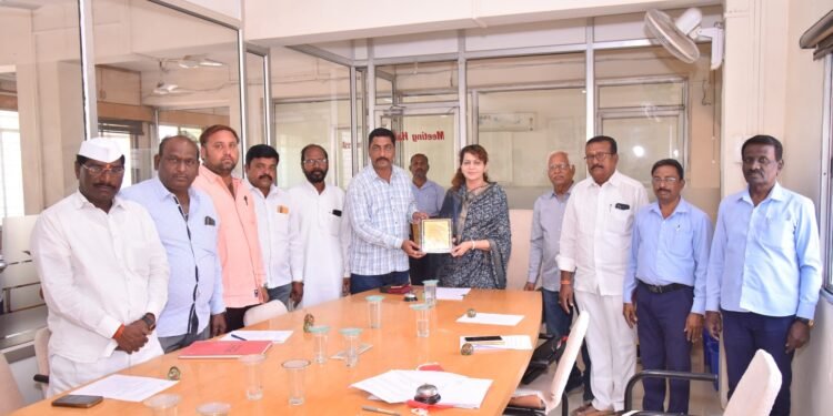 शिवशंकर बझारचा दुहेरी सन्मान; HUL व कारगिलकडून राष्ट्रीय पातळीवर गौरव