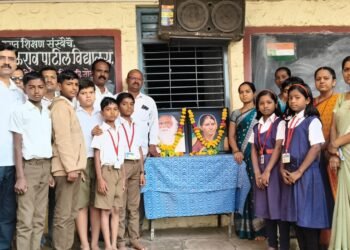 कर्मवीर भाऊराव पाटील विद्यालयात लक्ष्मीबाई पाटील यांची पुण्यतिथी साजरी