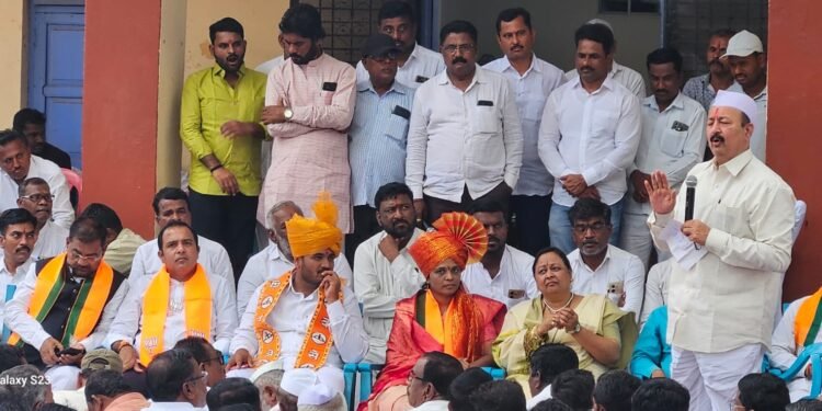 सांगोल्यात सभापती आणि उपसभापतीनी स्वीकारला पदभार