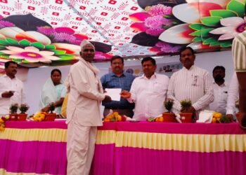 महसूल विभागाकडून 1505 दाखले सेवांचे वितरण