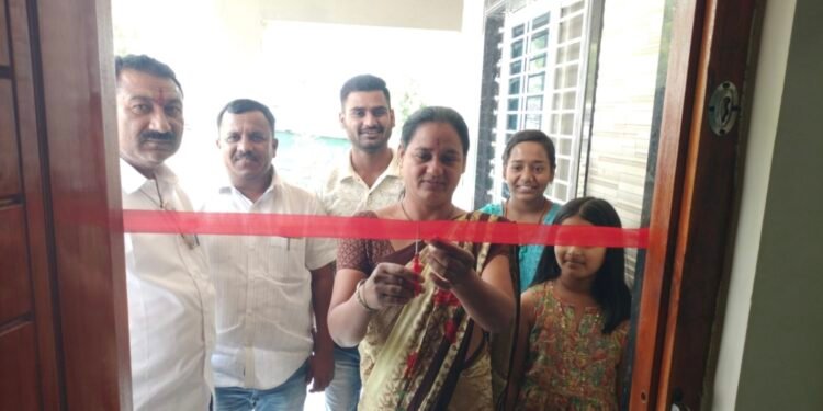 गुढीपाडव्याच्या शुभ मुहूर्तावर प्रधानमंत्री घरकुल योजनेअंतर्गत गृहप्रवेश सोहळा