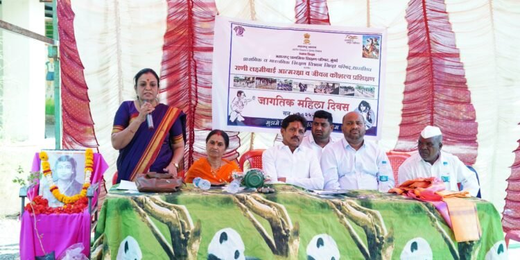 जागतिक महिला दिनानिमित्त बोरी येथे ‘राणी लक्ष्मीबाई आत्मरक्षा प्रशिक्षण’ कार्यक्रम