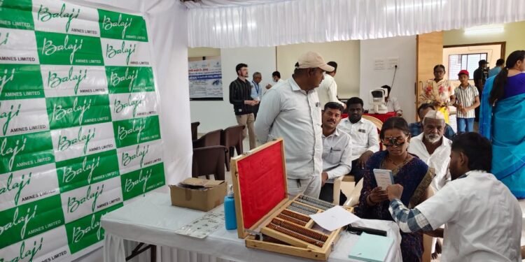 नेत्र तपासणी व मोतीबिंदू शस्त्रक्रिया शिबिरात ४५७ जणांची तपासणी