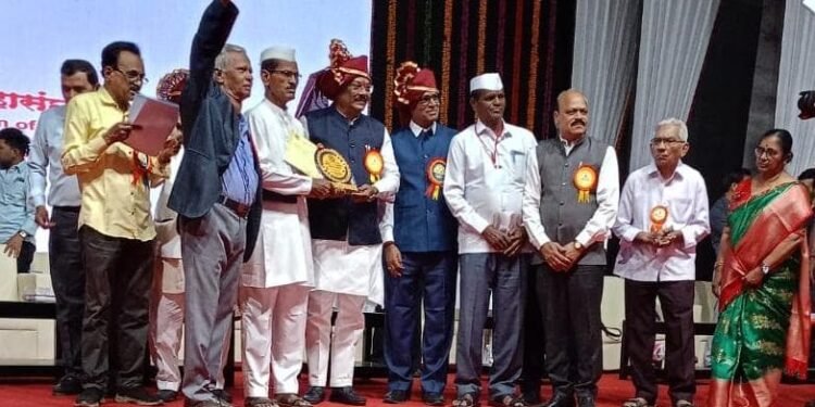 ज्येष्ठ नागरिक महासंघ फेस्कॉमचे ३५ वे राज्यस्तरीय अधिवेशन राज्यांमध्ये पुणे प्रादेशिक विभाग सर्वोत्तम